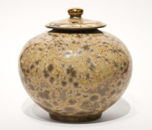 SOLD
Lidded vessel (BB-4071) by Bill Boyd
crystalline-glaze ceramic – 7" (H) x 7" (W)
$400