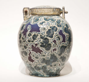 SOLD
Lidded vessel (BB-4077) by Bill Boyd
crystalline-glaze ceramic – 9" (H) x 7" (W)
$550